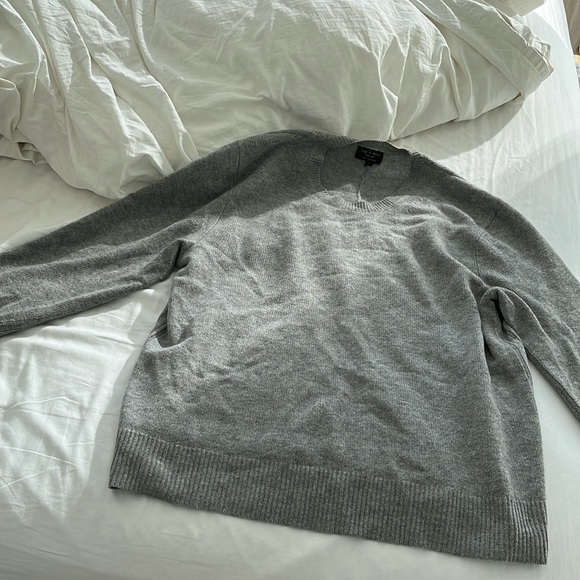 Used Rag & Bone cashmere sweater